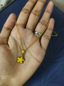 Flower Pendant Necklace