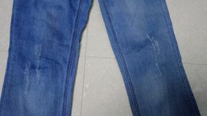 Skinny jeans, body shaping jeans