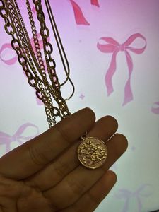 Layered Pretty Necklace( 5 Chains)🎀🎀