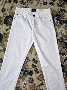 White/Cream Trouser