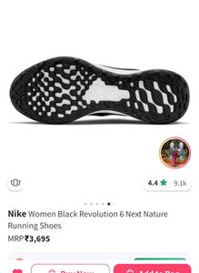 Nike Revolution 6 Running Shoes.