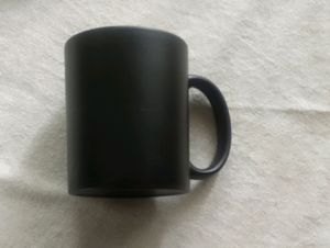 black ceramic mug