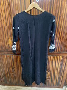 Elegant Black Embroidered Kurta set