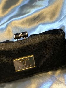 TAHARI Midnight Garden Clutch black wallet