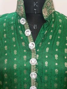 Elegant Green Ethnic Gown