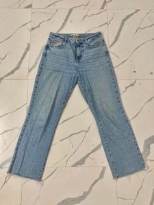 Zara Light Wash Jeans