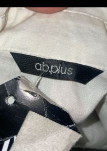 Y2k Vintage  Fitted Off White Shirt