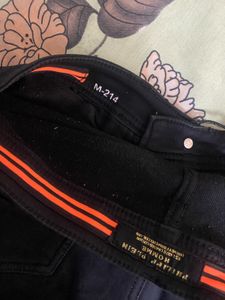 Black Jeans