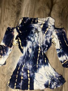 Tie-Dye Y2k Cold Shoulder Top