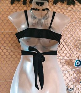 Size M/L 🎊🥳Buy 1 Get One Free🥳🎊Bralette Top