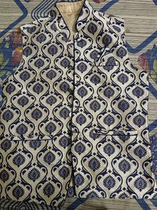 Men&#39;s Kurta With Basket Jacket