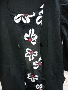 Stylish and Beautiful Black Coloured Top