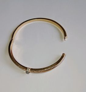 Knot Design Anti Tarnish Bracelet With AD