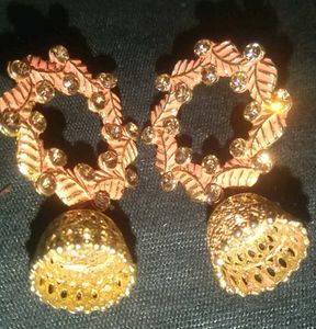 Leaf Design Jhumka Earrings