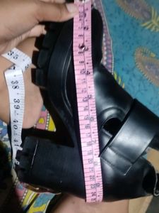 Sale.... Zara Plateform Heels