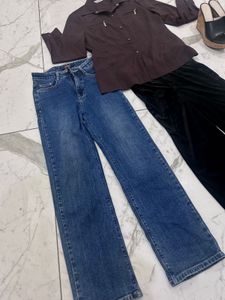 4 Set Of New Authentic Cloths