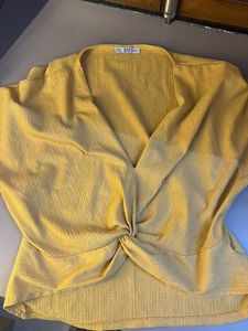 Twist Front Top - Mustard
