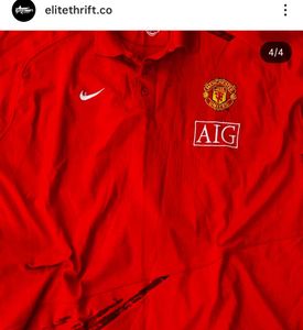 Red Manchester United Jersey