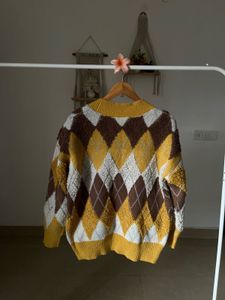ARYGLE YELLOW KNIT  CARDIGAN