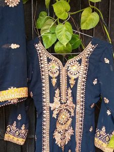 Heavy Shara Suit with Golden Embrodery