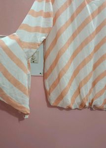 Orange Top