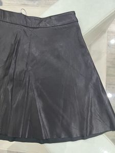 H&amp;M Women’s Skirt Leather