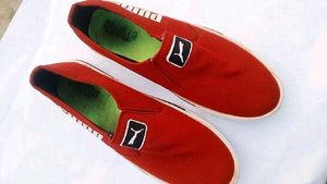 Le Lo Eshe Sasta Ni Milega (High Quality Shoes) 👟