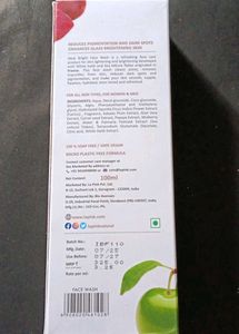 La Pink Ideal Bright Face Wash