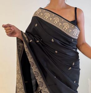 Black Saree With Beige Border