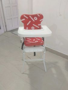 baby sitting and feeding chair