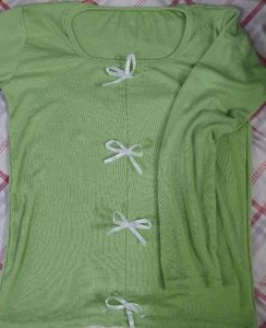Cute Green Long Sleeve Top