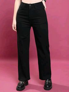 Tokyo Talkies Flared Jeans | Basics Black