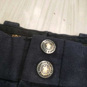 A 100% Heavyweight Military Utility Cargo For Men