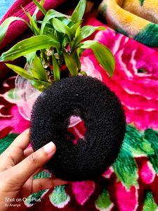 Woman Stylish Hair Bun Rubber