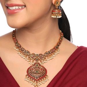 Necklace Set