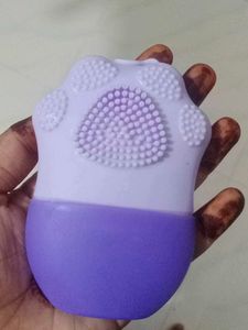 Paw Print Ice Face Roller