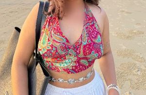 Backless Paisley Halter Crop Top 🌸🌞