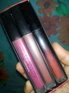 Huda Beauty Matte Lipstick💄💄
