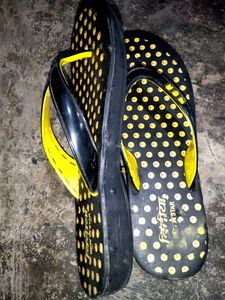 Yellow Red Dot Design Slipper ||  Plastic Foam