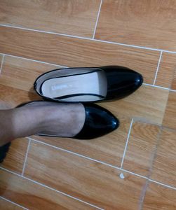 Black Pump Shoes Or Heels For Women