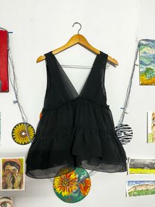 Black Korean Top🖤