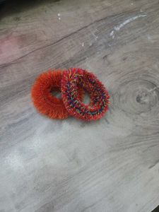 Feather rubber band pair