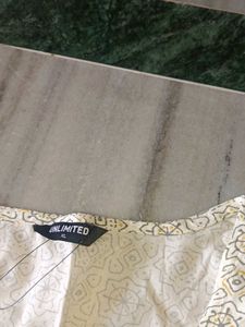 Printed Top - Unlimited Brand