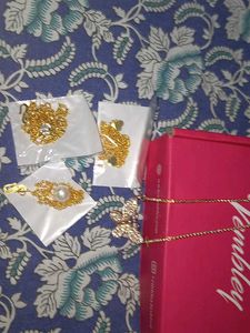 Gold Tone Necklace Bundle