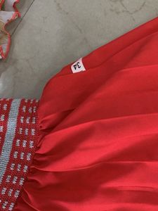 Girl’s Cute Floral Top &amp; Red Skirt Set 3-5 years