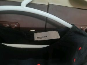 Sale Offer! Veromoda Black Top