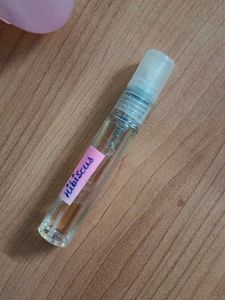 Zara Hibiscus Sample