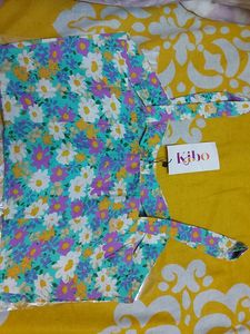 Beautiful Sleeveless Multi Color Top