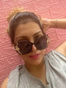 Diamond Gold flower Classy  Trending  Sunglasses