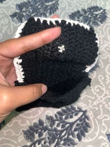 Crochet Black &amp; White Wallet
